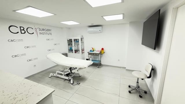 6 sovrum Kommersiell till salu i Algeciras - 295 000 € (Ref: 9726855)