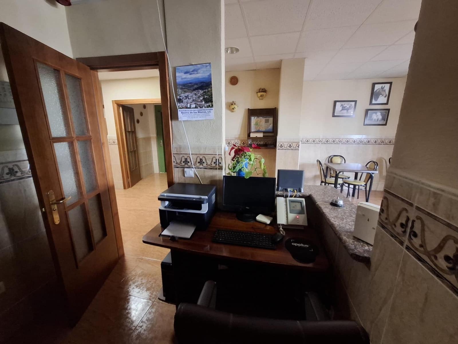 30 soveværelse Hotel til salg i Tolox med garage - € 890.000 (Ref: 9735819)