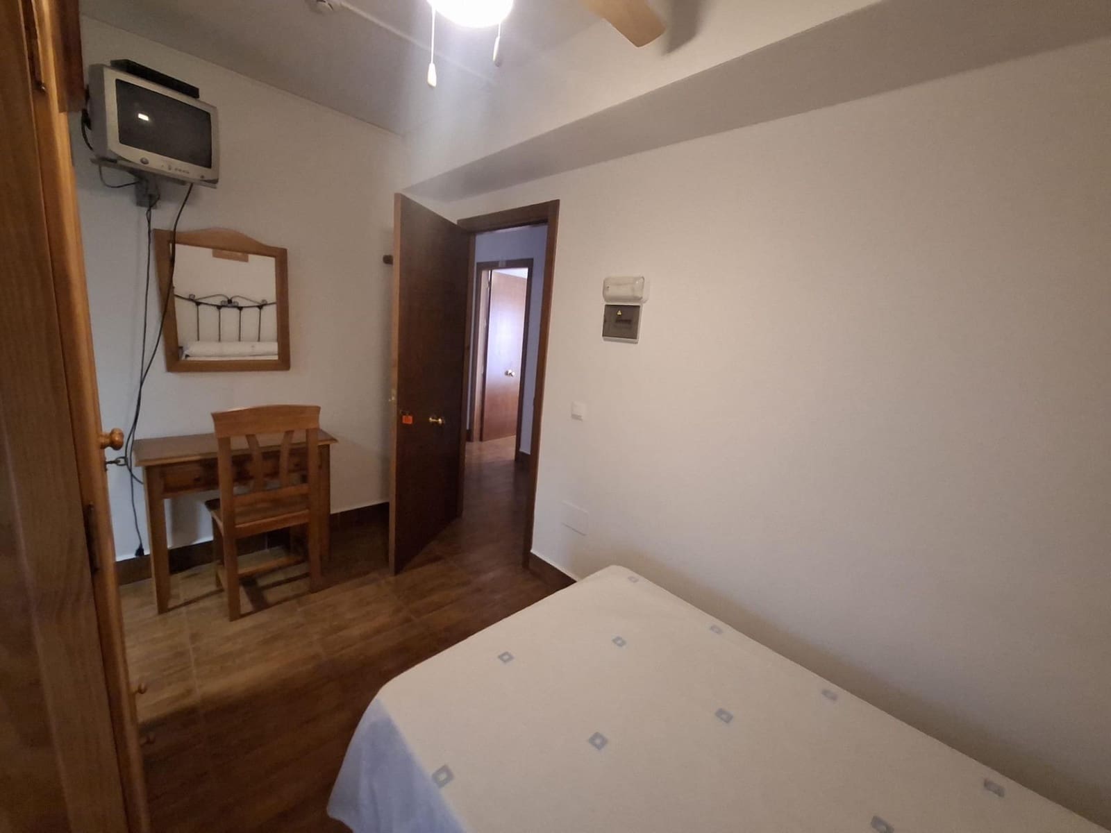 30 soveværelse Hotel til salg i Tolox med garage - € 890.000 (Ref: 9735819)