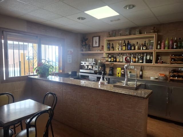 30 soveværelse Hotel til salg i Tolox med garage - € 890.000 (Ref: 9735819)