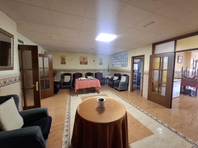 30 soveværelse Hotel til salg i Tolox med garage - € 890.000 (Ref: 9735819)