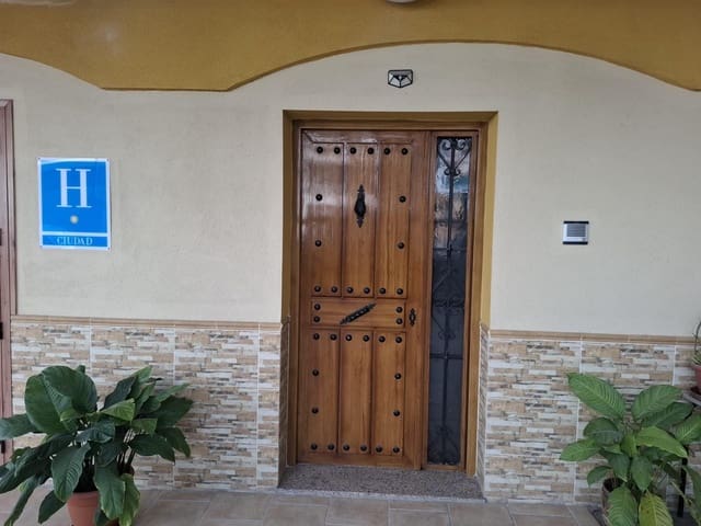 30 soveværelse Hotel til salg i Tolox med garage - € 890.000 (Ref: 9735819)