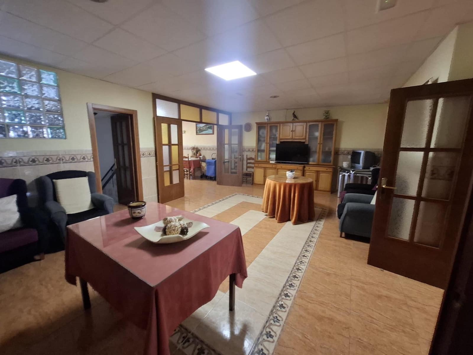 30 soveværelse Hotel til salg i Tolox med garage - € 890.000 (Ref: 9735819)