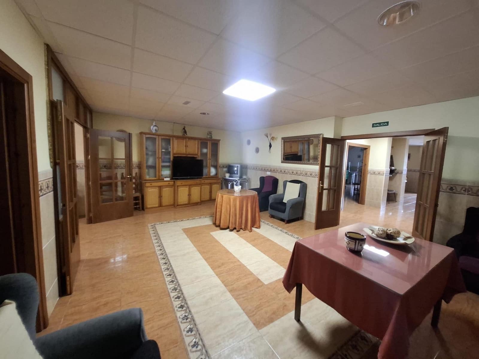 30 soveværelse Hotel til salg i Tolox med garage - € 890.000 (Ref: 9735819)