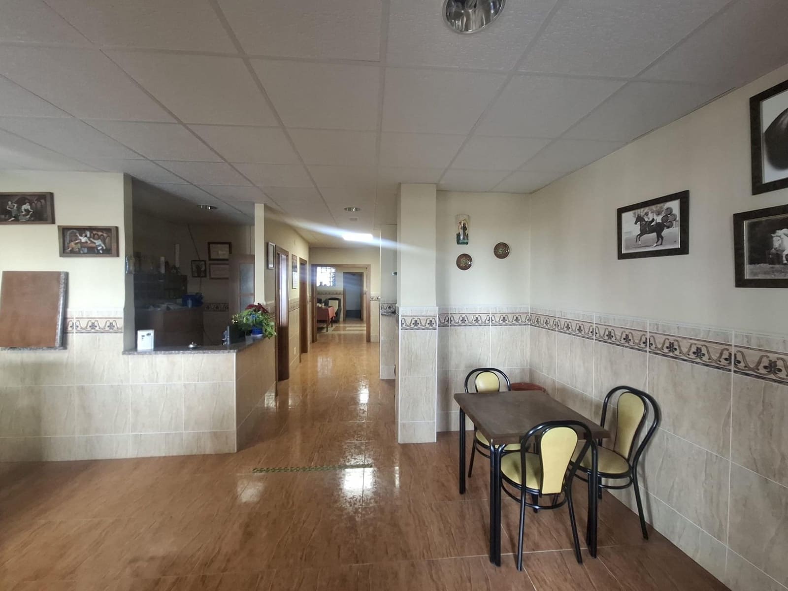 30 soveværelse Hotel til salg i Tolox med garage - € 890.000 (Ref: 9735819)