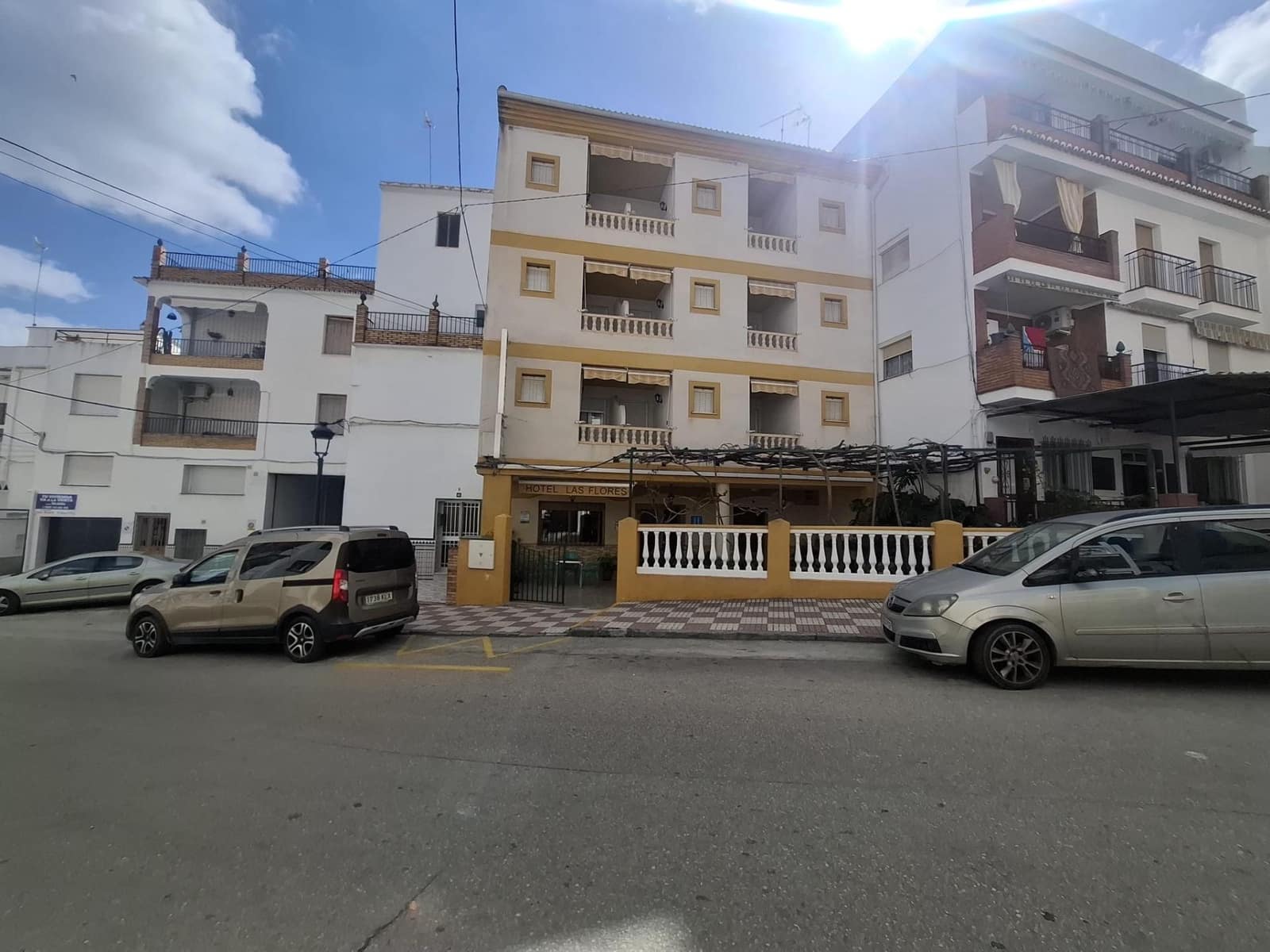 30 soveværelse Hotel til salg i Tolox med garage - € 890.000 (Ref: 9735819)