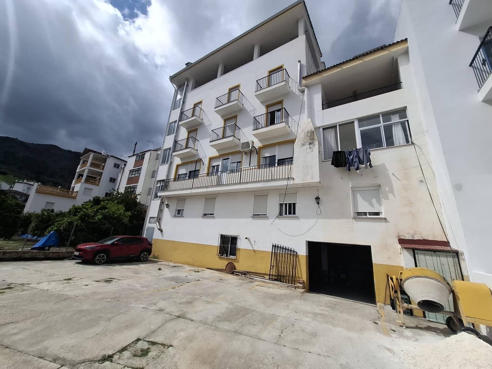 30 soveværelse Hotel til salg i Tolox med garage - € 890.000 (Ref: 9735819)