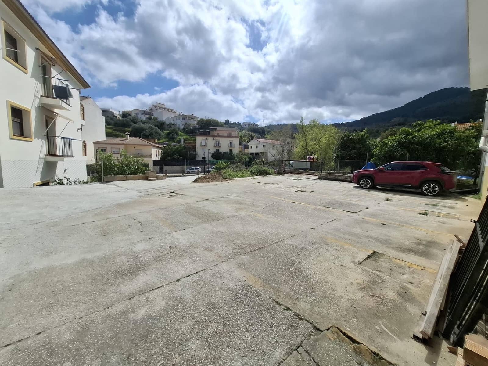 30 soveværelse Hotel til salg i Tolox med garage - € 890.000 (Ref: 9735819)