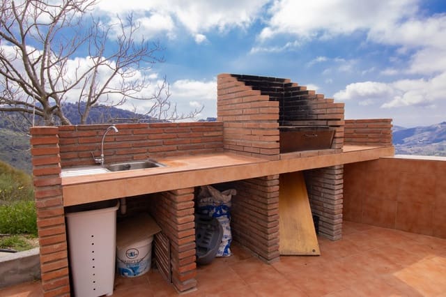 3 bedroom Finca/Country House for sale in Albaida - € 250,000 (Ref: 9735820)