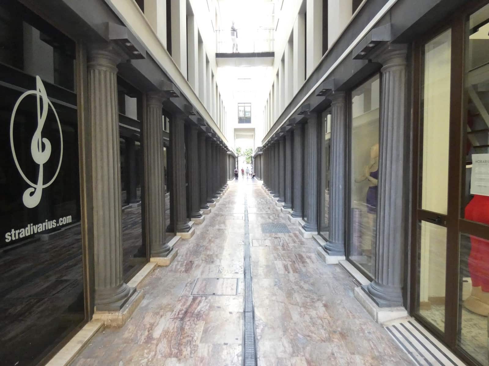 8 slaapkamer Flat te koop in Malaga stad - € 1.250.000 (Ref: 9759174)