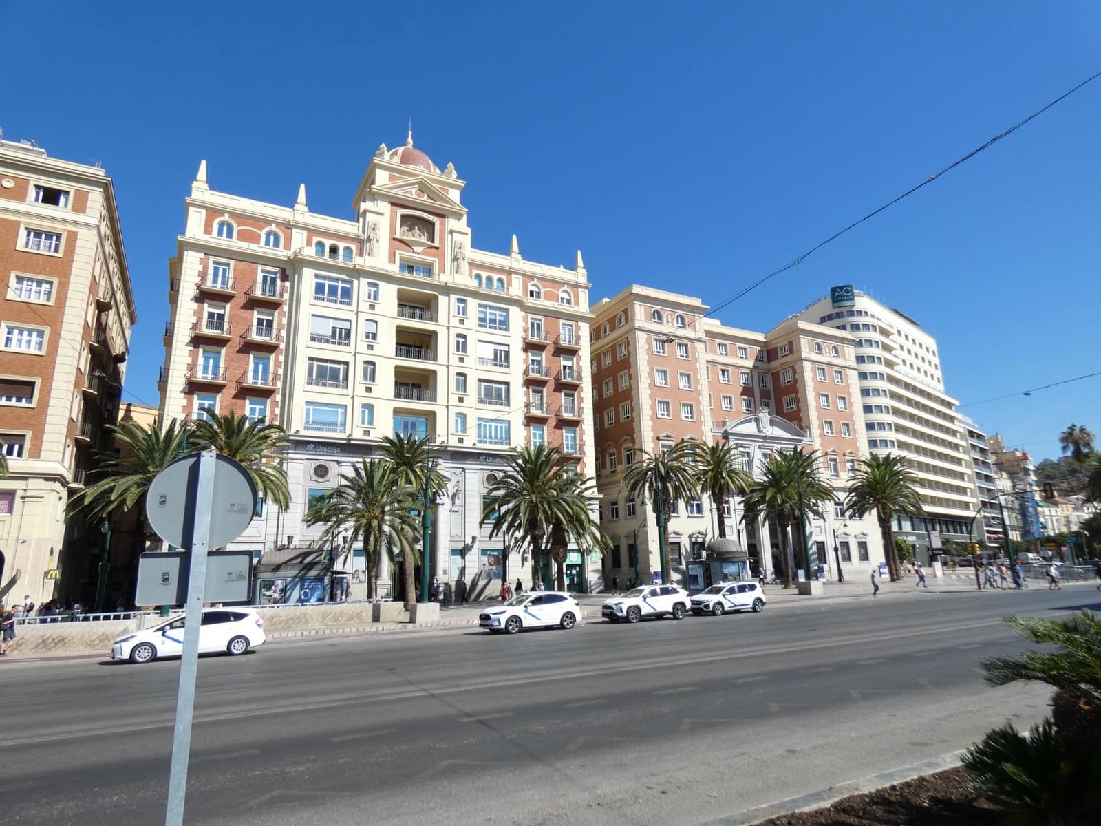 8 slaapkamer Flat te koop in Malaga stad - € 1.250.000 (Ref: 9759174)