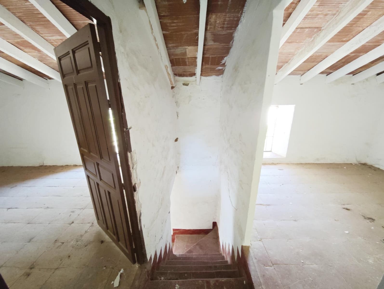 8 bedroom Finca/Country House for sale in Pizarra with garage - € 380,000 (Ref: 9787021)