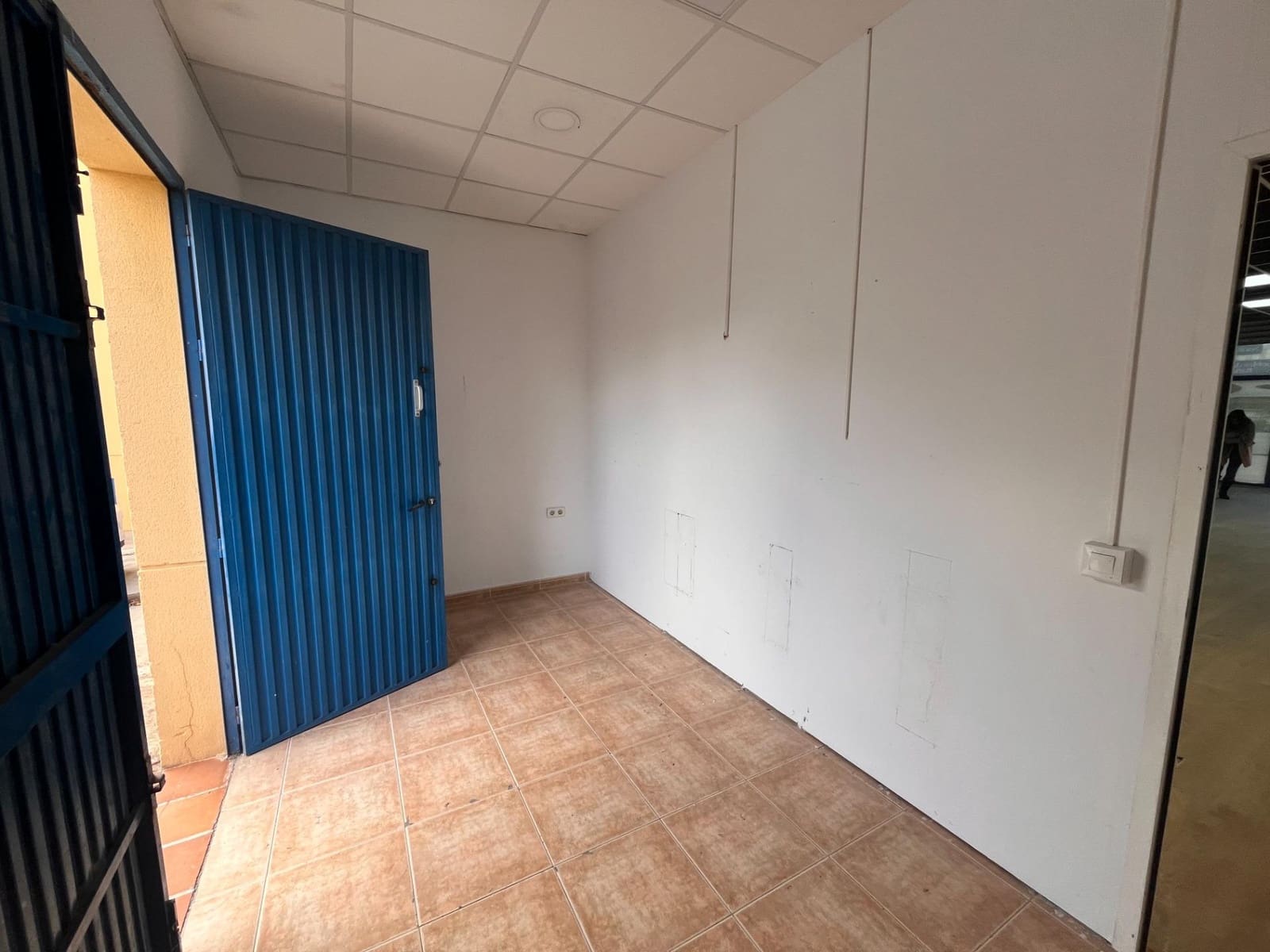 Kaupallinen vuokrattavana paikassa Malaga kaupunki mukana 
autotalli - 1 200 € (Ref: 9787022)