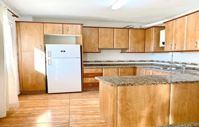 6 soveværelse Lejlighed til salg i Orgiva - € 240.000 (Ref: 9791272)