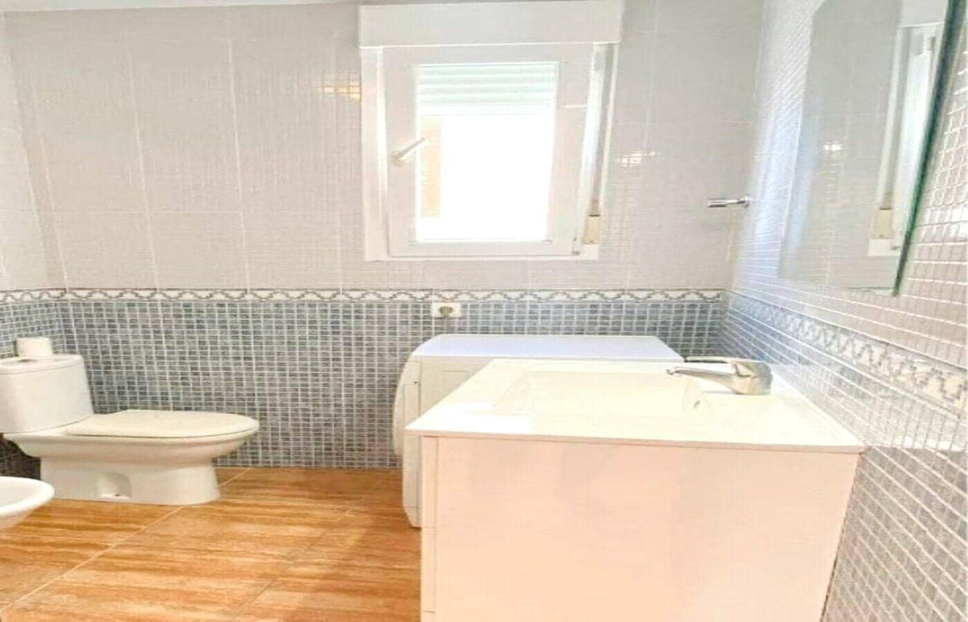 6 makuuhuone Huoneisto myytävänä paikassa Orgiva - 240 000 € (Ref: 9791272)