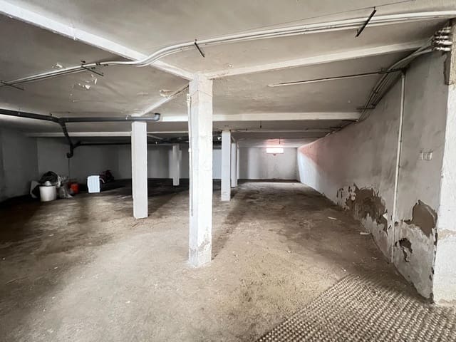 Komercyjne na sprzedaż w Ollerías, Miasto Kordoba - 100 000 € (Ref: 9797340)