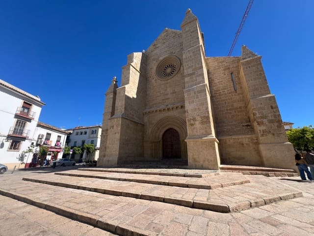 Komercyjne na sprzedaż w Ollerías, Miasto Kordoba - 100 000 € (Ref: 9797340)