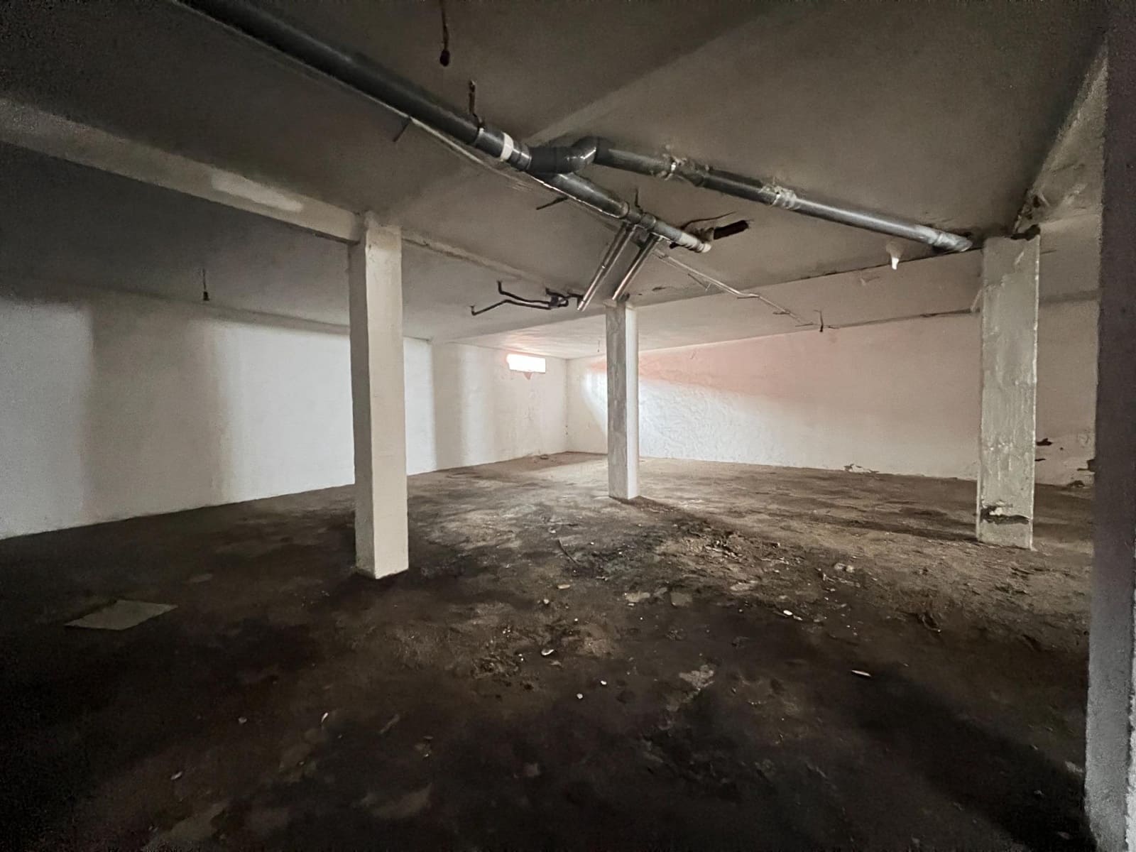 Comercial para venda em Cordova cidade - 100 000 € (Ref: 9797340)