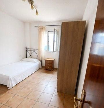 2 bedroom Flat for rent in Chilches with garage - € 800 (Ref: 9812322)