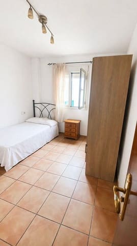 2 bedroom Flat for rent in Chilches, Vélez-Málaga with garage - € 800 (Ref: 9812322)