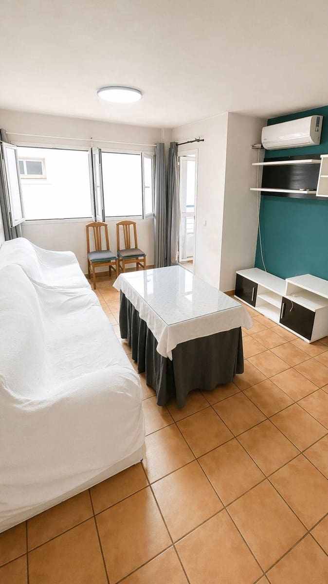 2 bedroom Flat for rent in Chilches with garage - € 800 (Ref: 9812322)