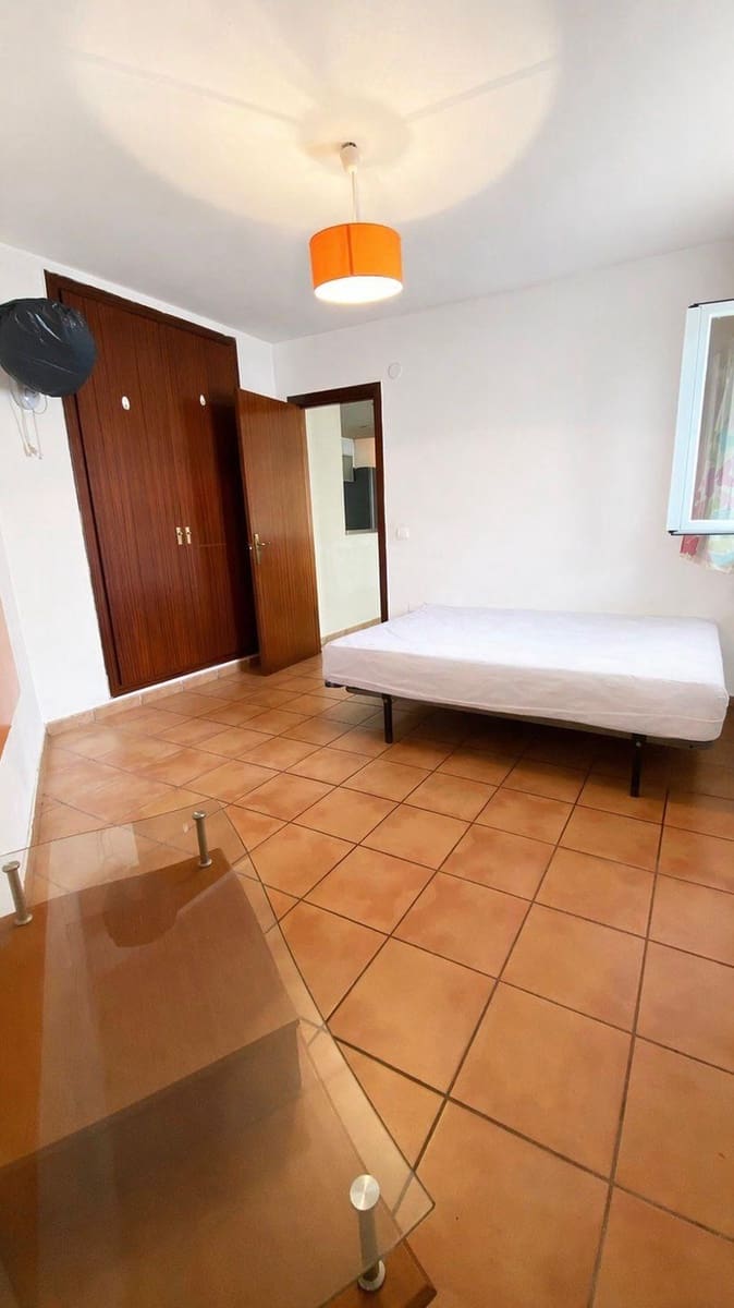 2 bedroom Flat for rent in Chilches with garage - € 800 (Ref: 9812322)