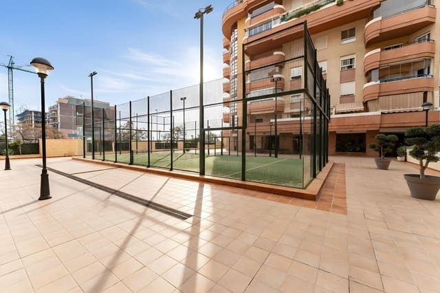 3 sovrum Lägenhet till salu i Finca El Pato, Málaga stad med pool garage - 600 000 € (Ref: 9812323)