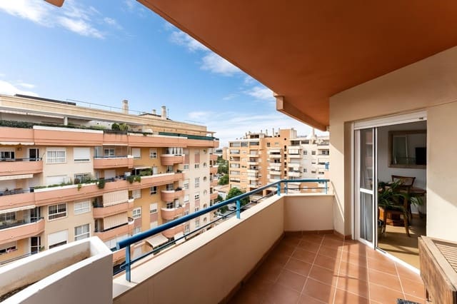3 sovrum Lägenhet till salu i Finca El Pato, Málaga stad med pool garage - 600 000 € (Ref: 9812323)