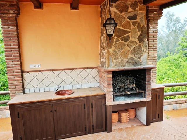 2 Zimmer Finca/Landgut zu verkaufen in Coín mit Garage - 270.000 € (Ref: 9816049)