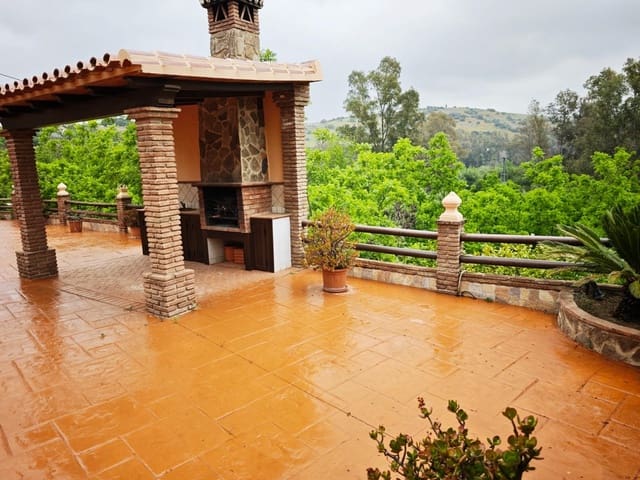 2 Zimmer Finca/Landgut zu verkaufen in Coín mit Garage - 270.000 € (Ref: 9816049)