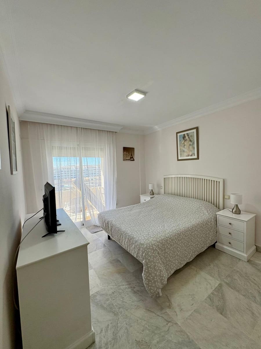 2 soveværelse Lejlighed til salg i Marbella med swimmingpool garage - € 629.000 (Ref: 9820406)
