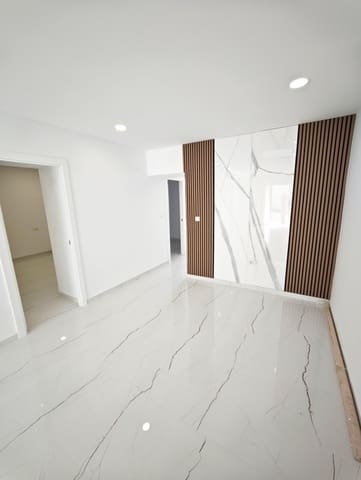 4 bedroom Apartment for sale in Alhaurín el Grande - € 295,000 (Ref: 9820407)