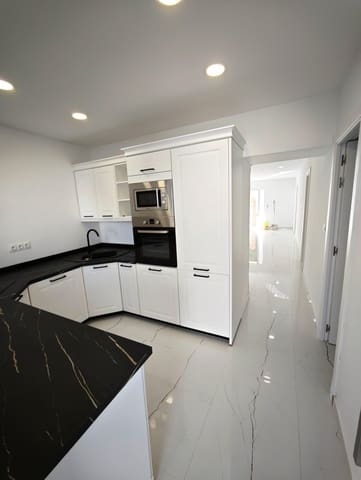 4 bedroom Apartment for sale in Alhaurín el Grande - € 295,000 (Ref: 9820407)