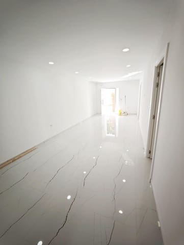 4 bedroom Apartment for sale in Alhaurín el Grande - € 295,000 (Ref: 9820407)