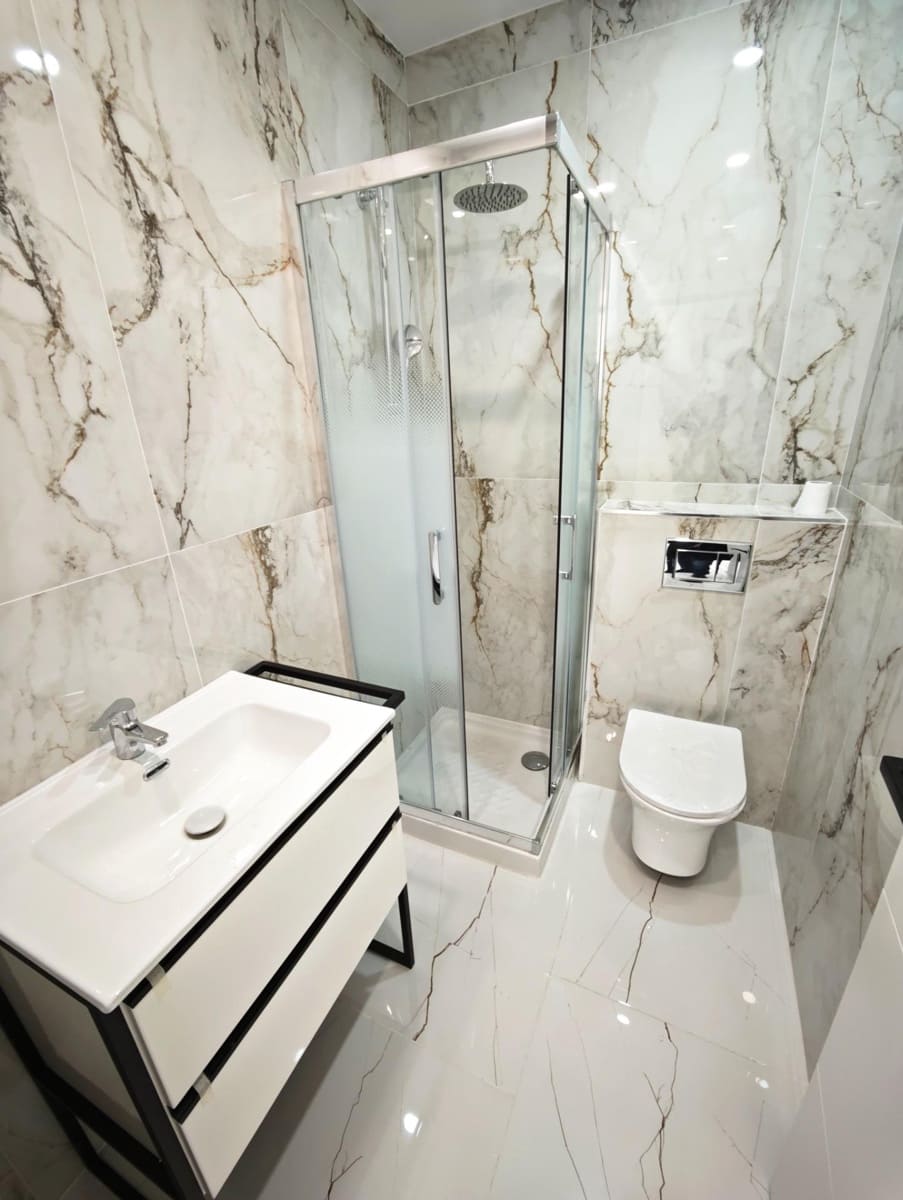 4 bedroom Apartment for sale in Alhaurin el Grande - € 295,000 (Ref: 9820407)