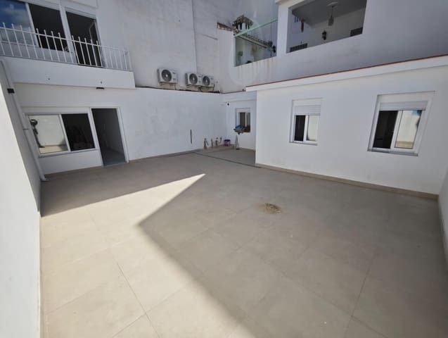 4 bedroom Apartment for sale in Alhaurín el Grande - € 295,000 (Ref: 9820407)