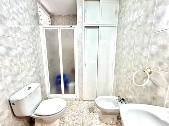 2 soveværelse Villa til salg i Puerto de la Torre, Málaga by - € 299.000 (Ref: 9831742)