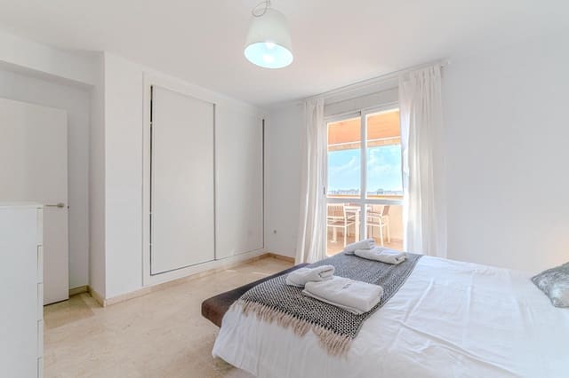 2 chambre Penthouse à vendre à Centro ciudad, Fuengirola avec piscine - 450 000 € (Ref: 9833921)