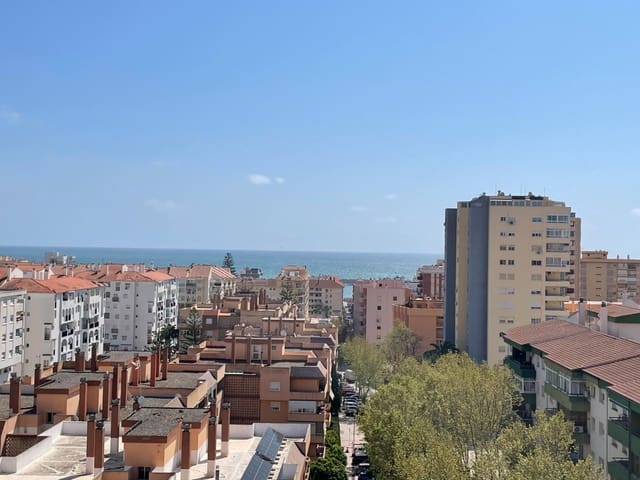 2 chambre Penthouse à vendre à Centro ciudad, Fuengirola avec piscine - 450 000 € (Ref: 9833921)