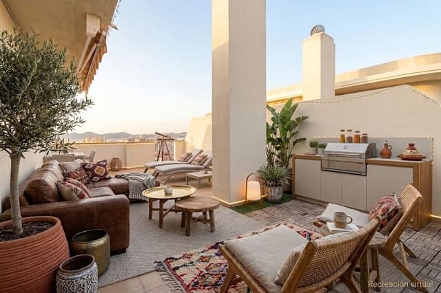 Ático de 2 habitaciones en Centro ciudad, Fuengirola en venta con piscina - 439.000 € (Ref: 9833921)