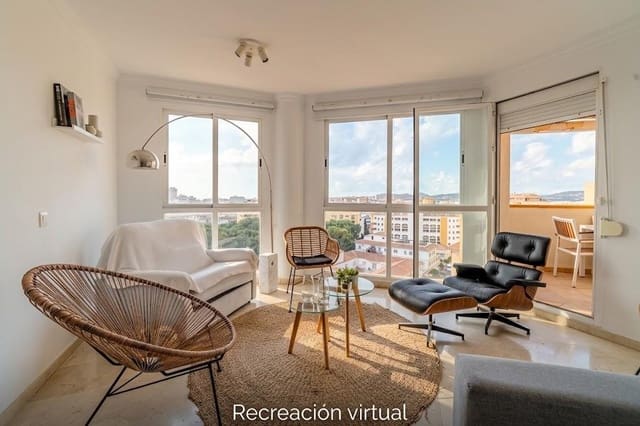 Ático de 2 habitaciones en Centro ciudad, Fuengirola en venta con piscina - 439.000 € (Ref: 9833921)