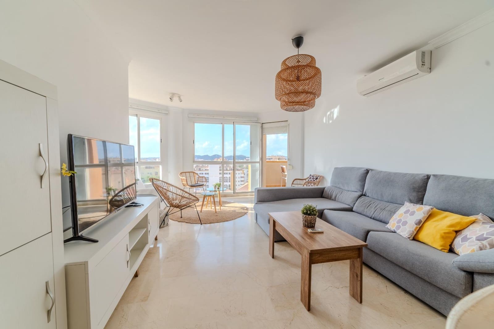 2 soverom Penthouse til salgs i Fuengirola med svømmebasseng - € 439 000 (Ref: 9833921)