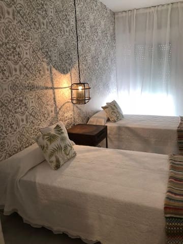 Appartement de 2 chambres à louer à Malaga ville avec garage - 1 350 € (Ref: 9833923)