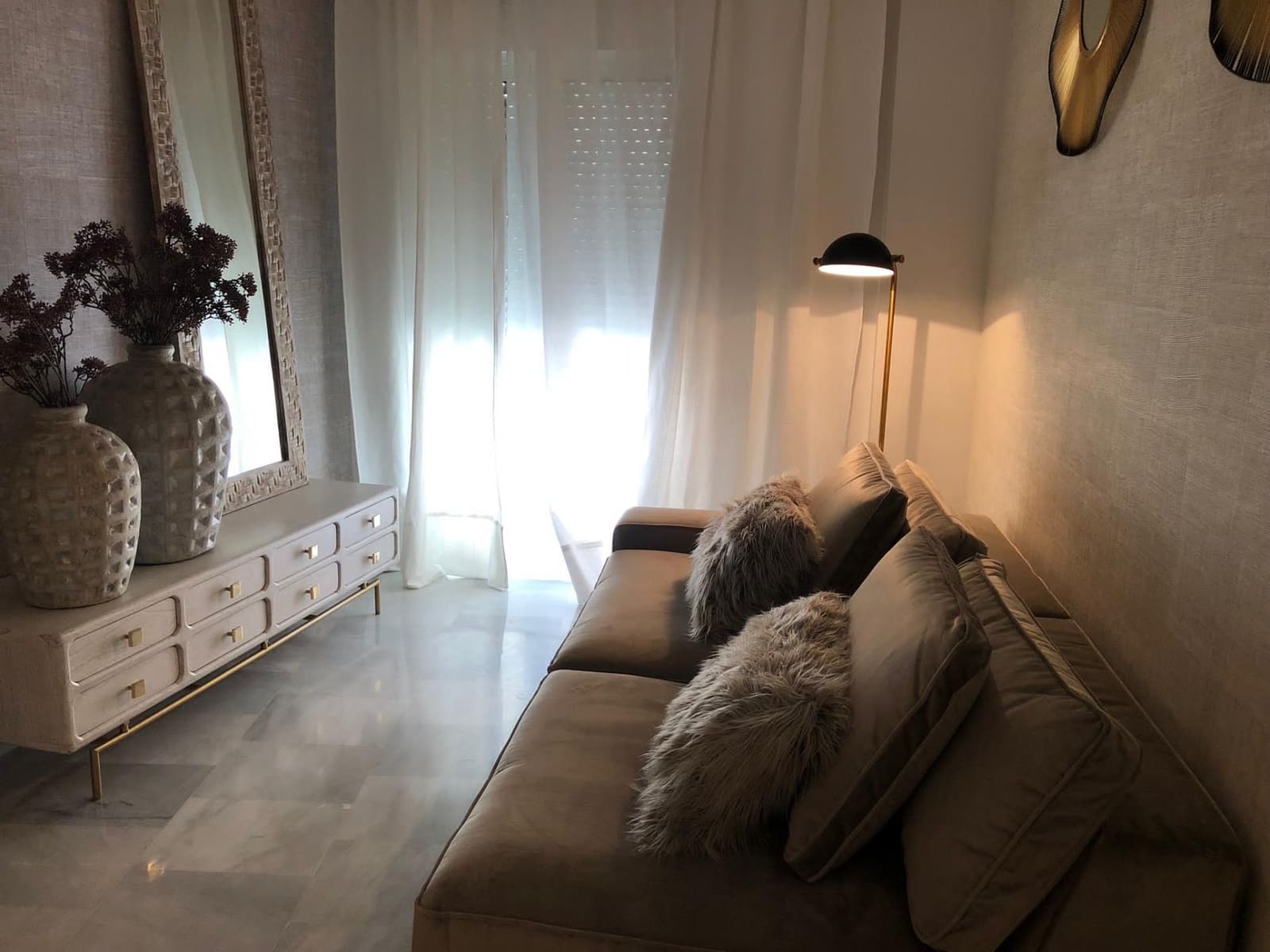 Appartement de 2 chambres à louer à Malaga ville avec garage - 1 350 € (Ref: 9833923)