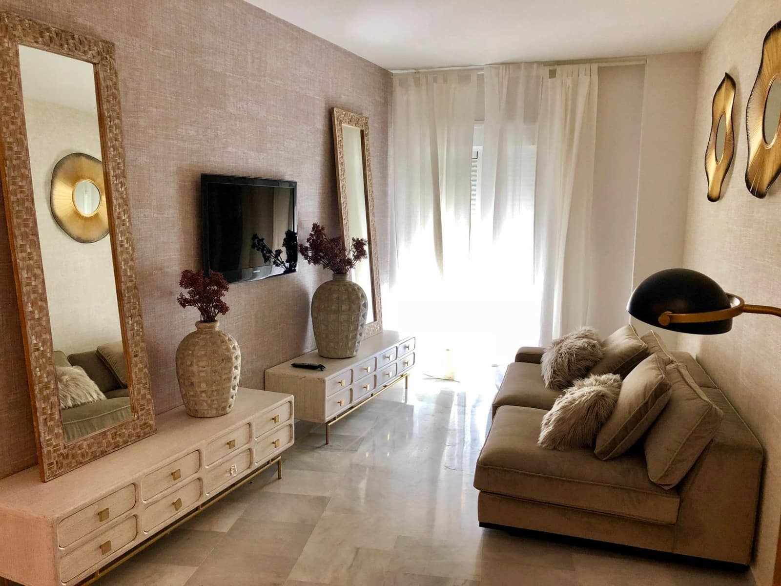 Appartement de 2 chambres à louer à Malaga ville avec garage - 1 350 € (Ref: 9833923)