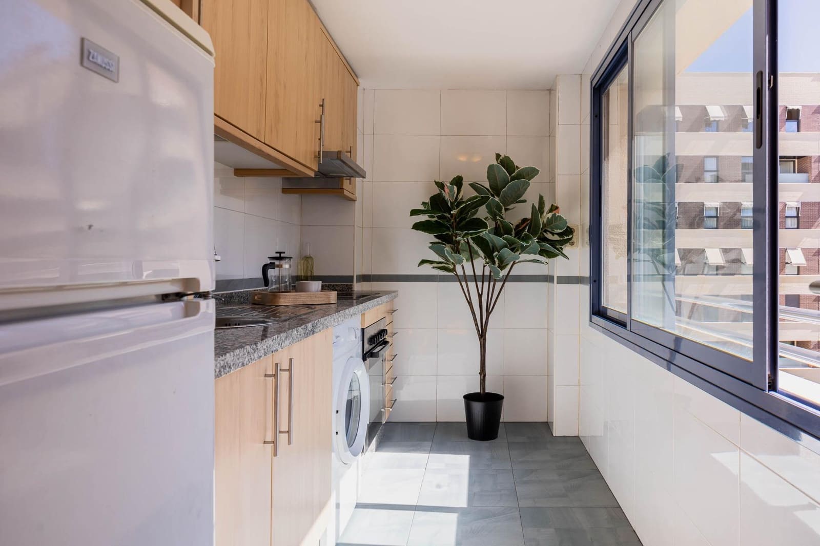 1 soverom Leilighet til salgs i Malaga by med garasje - € 330 000 (Ref: 9836582)