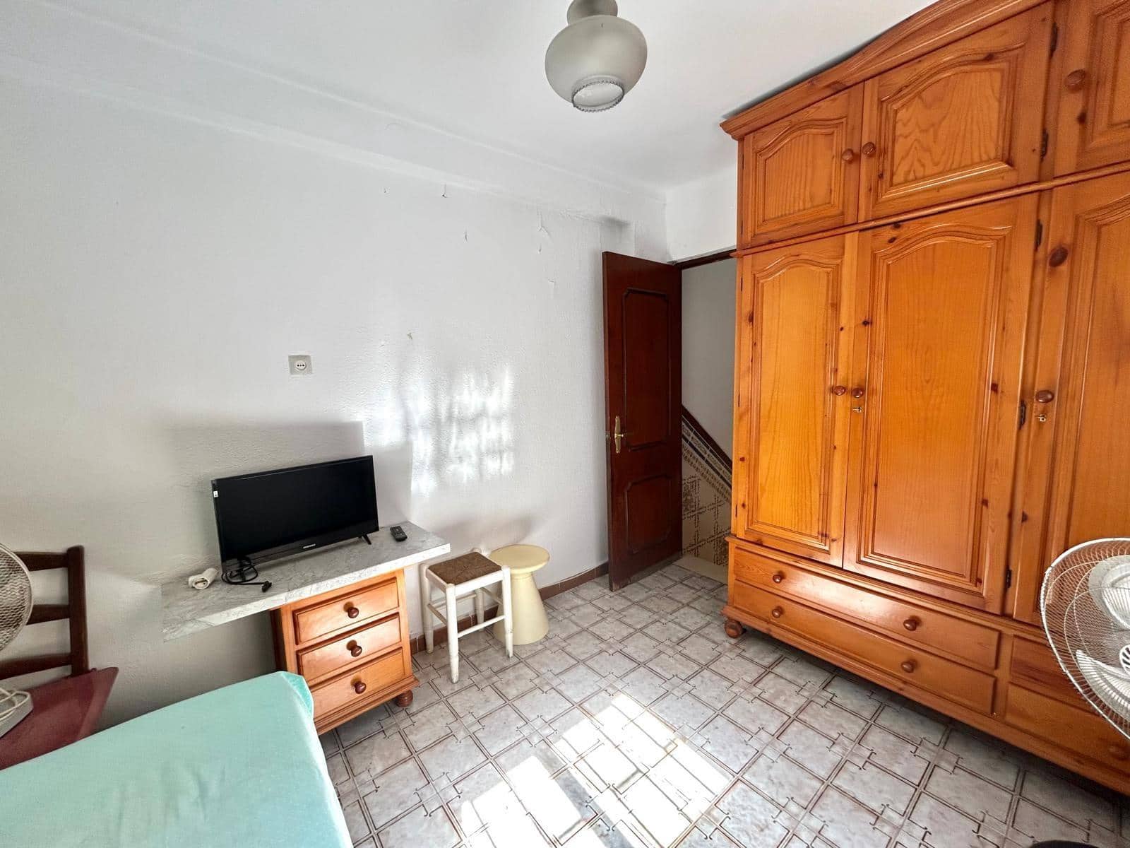 3 bedroom Townhouse for sale in Malaga city - € 345,000 (Ref: 9836583)