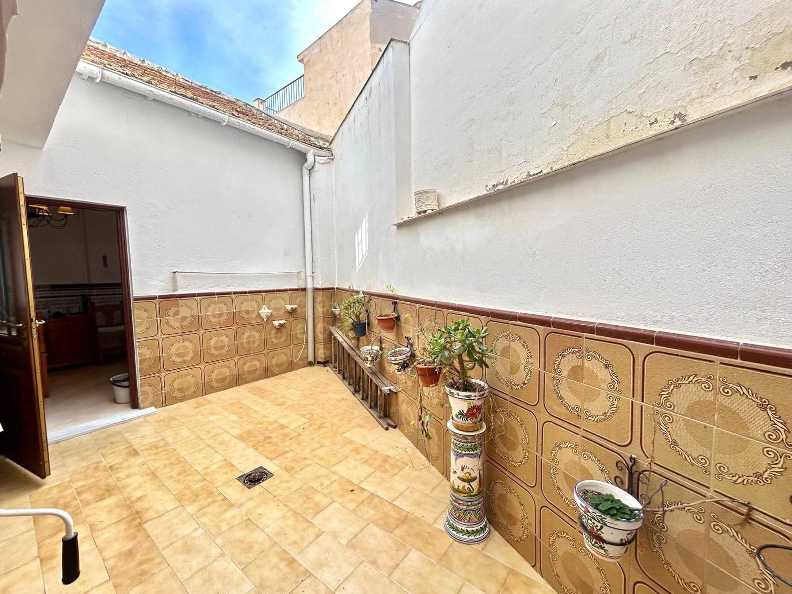 3 bedroom Townhouse for sale in Malaga city - € 345,000 (Ref: 9836583)