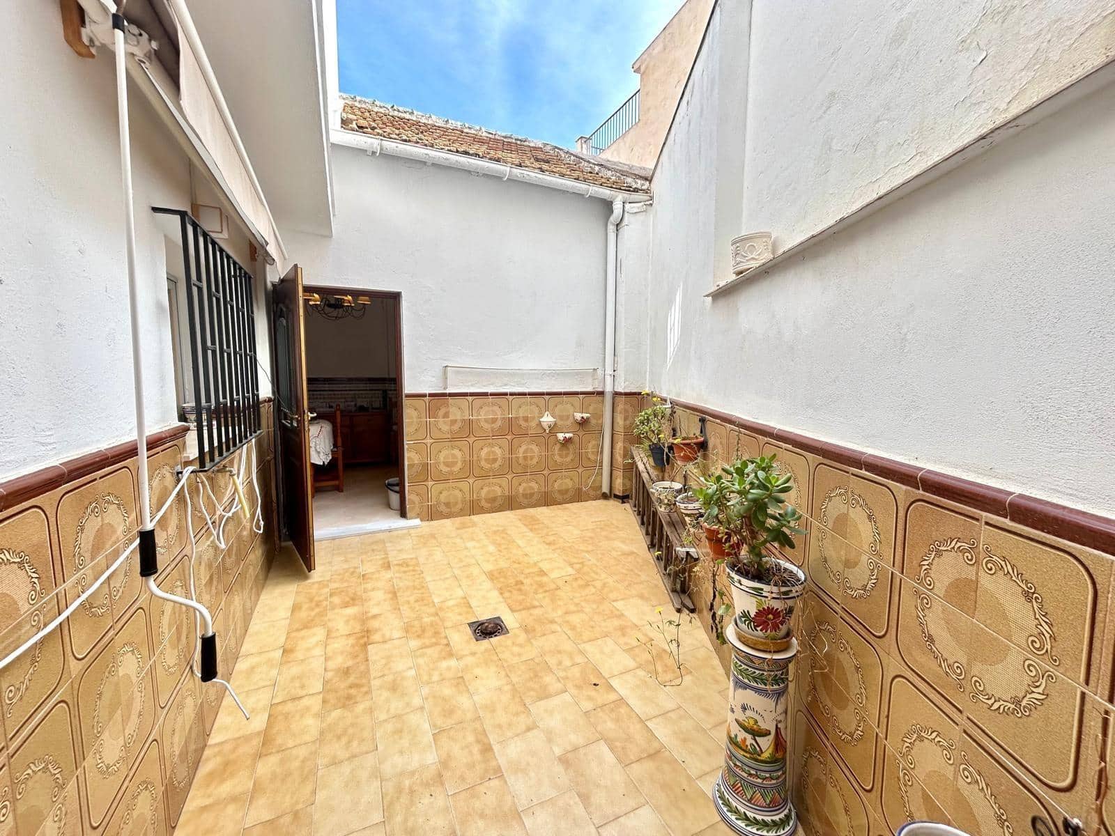 3 bedroom Townhouse for sale in Malaga city - € 345,000 (Ref: 9836583)