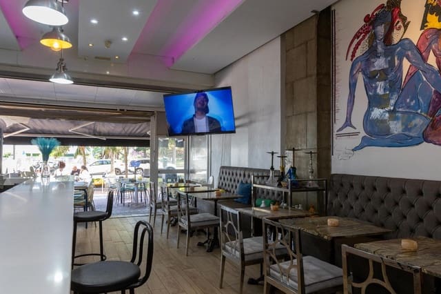 Comercial para venda em Torremolinos - 670 000 € (Ref: 9839531)